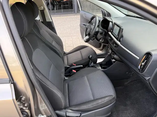 Kia Picanto view 11