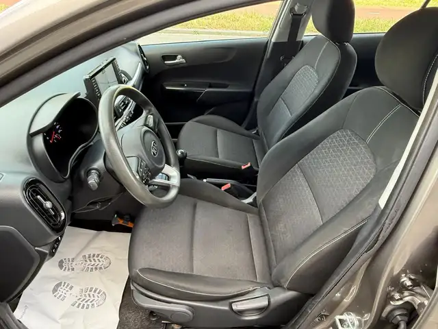 Kia Picanto view 8