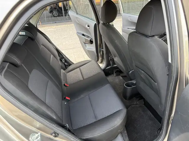 Kia Picanto view 12