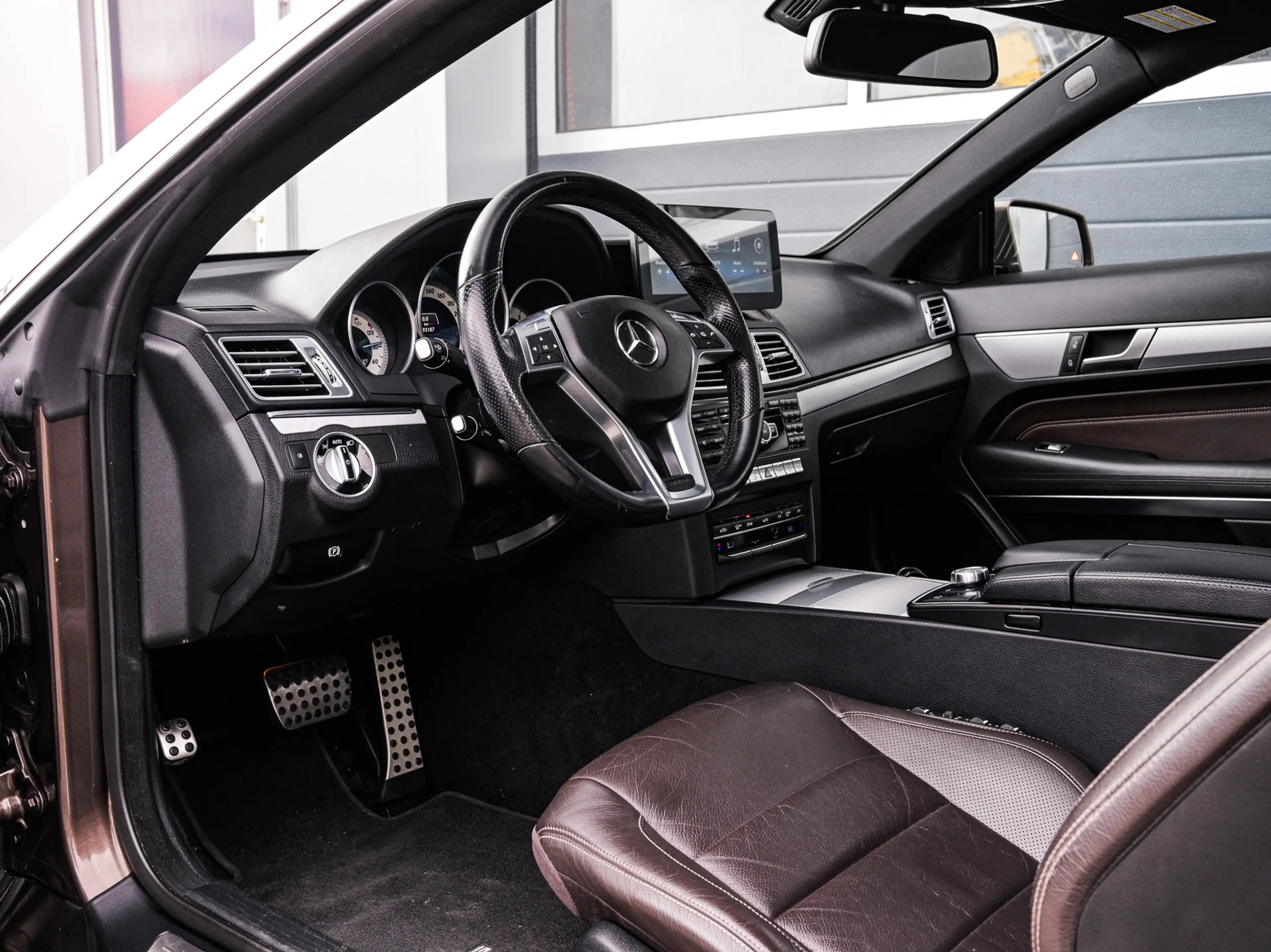 Mercedes-Benz E 200 Coupé CGI | AMG | Panoramadak | Leder | Full LED | — photo 8