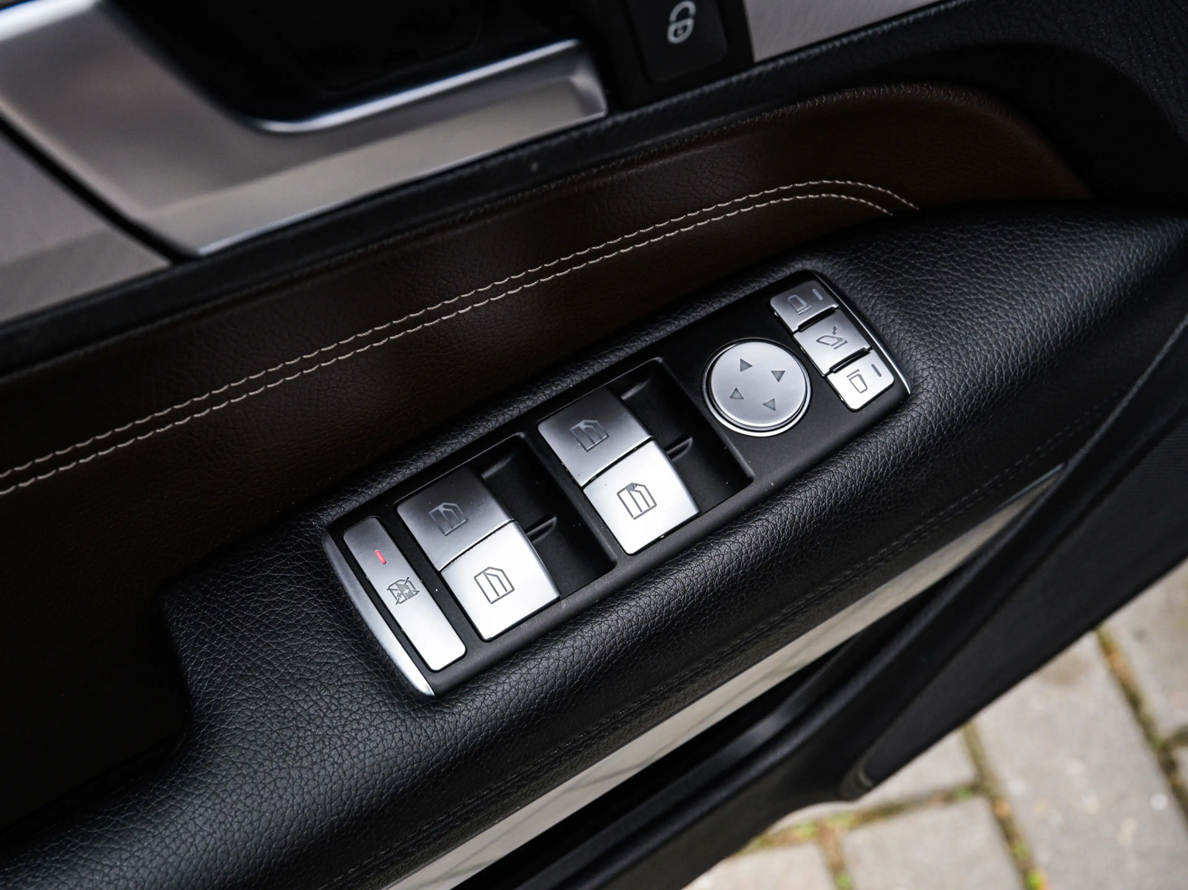Mercedes-Benz E 200 Coupé CGI | AMG | Panoramadak | Leder | Full LED | — photo 33