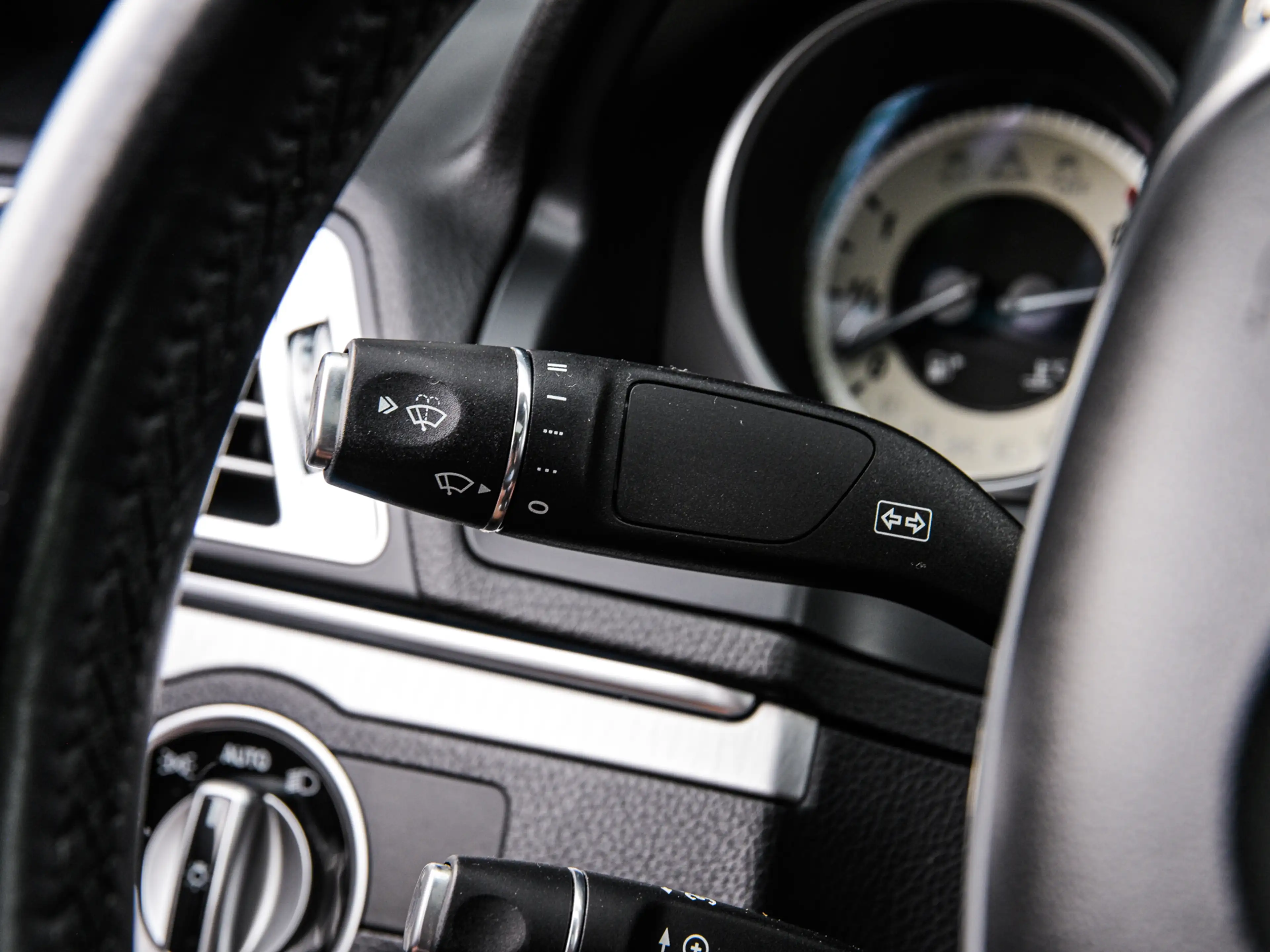 Mercedes-Benz E 200 Coupé CGI | AMG | Panoramadak | Leder | Full LED | — photo 34