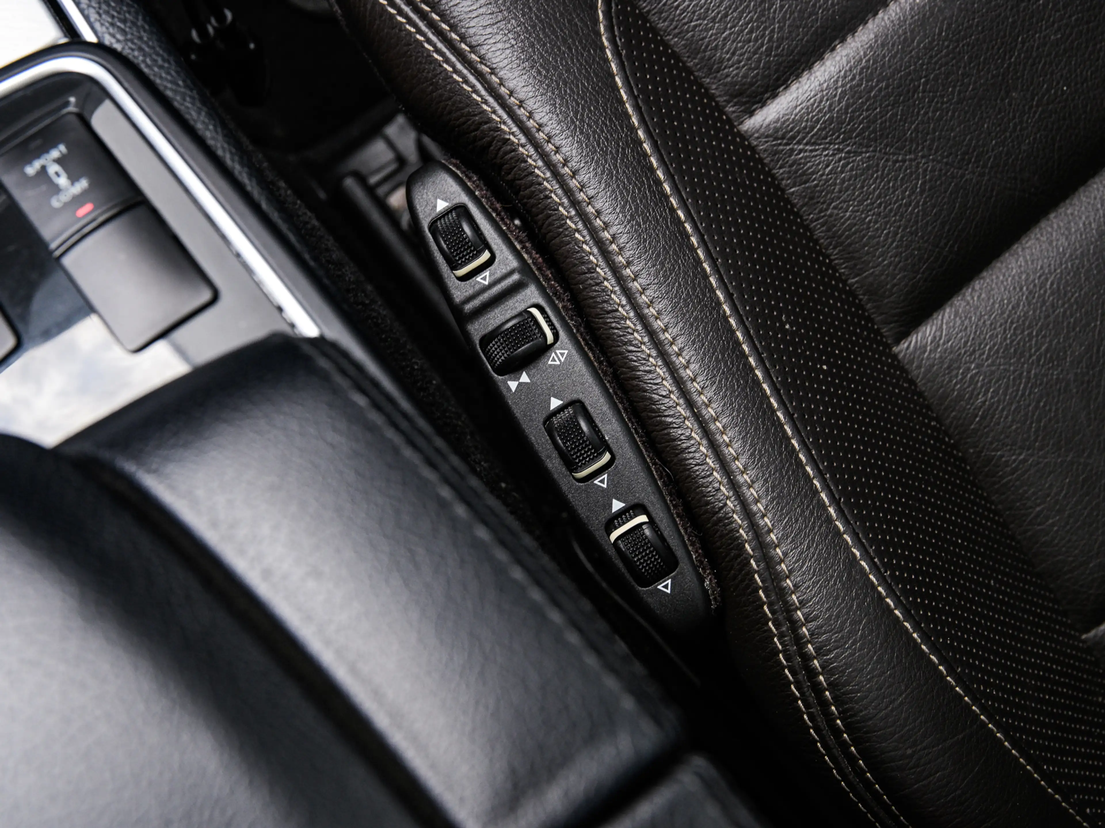 Mercedes-Benz E 200 Coupé CGI | AMG | Panoramadak | Leder | Full LED | — photo 10