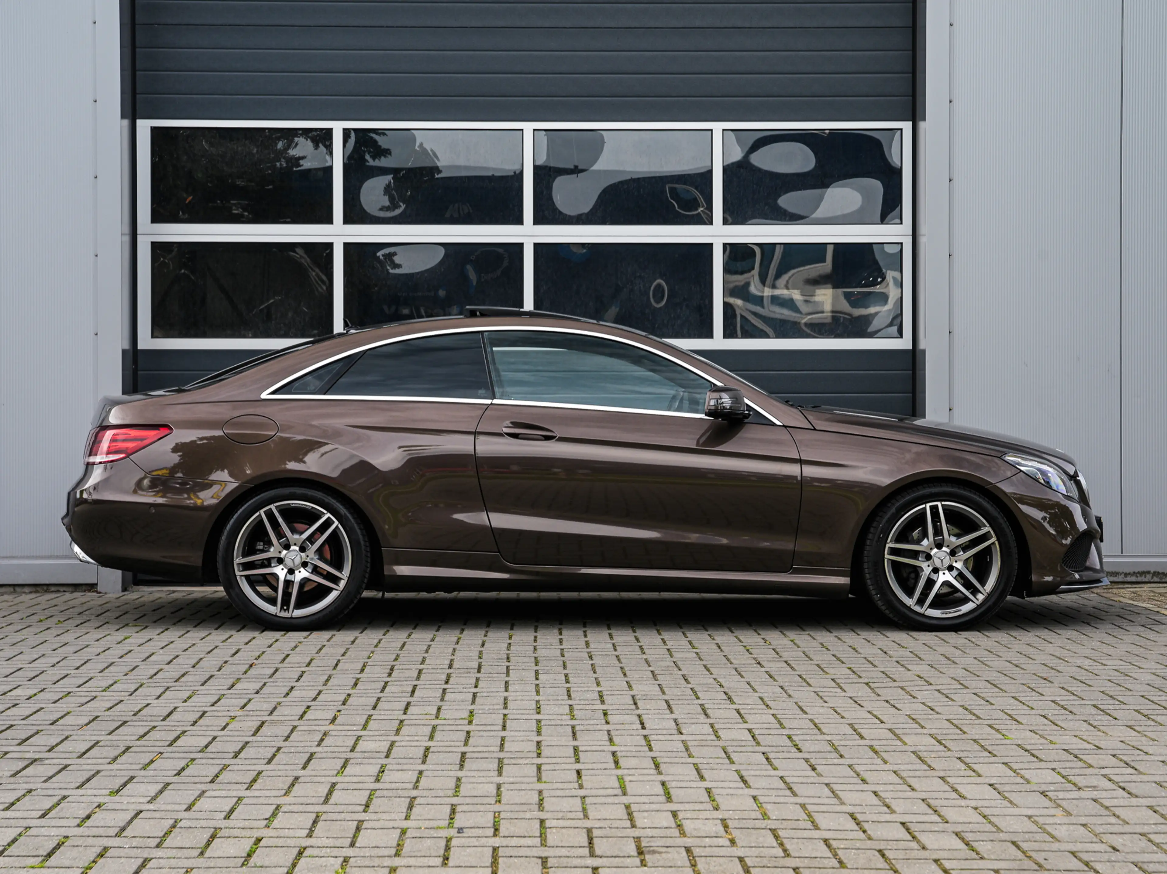 Mercedes-Benz E 200 Coupé CGI | AMG | Panoramadak | Leder | Full LED | — photo 19