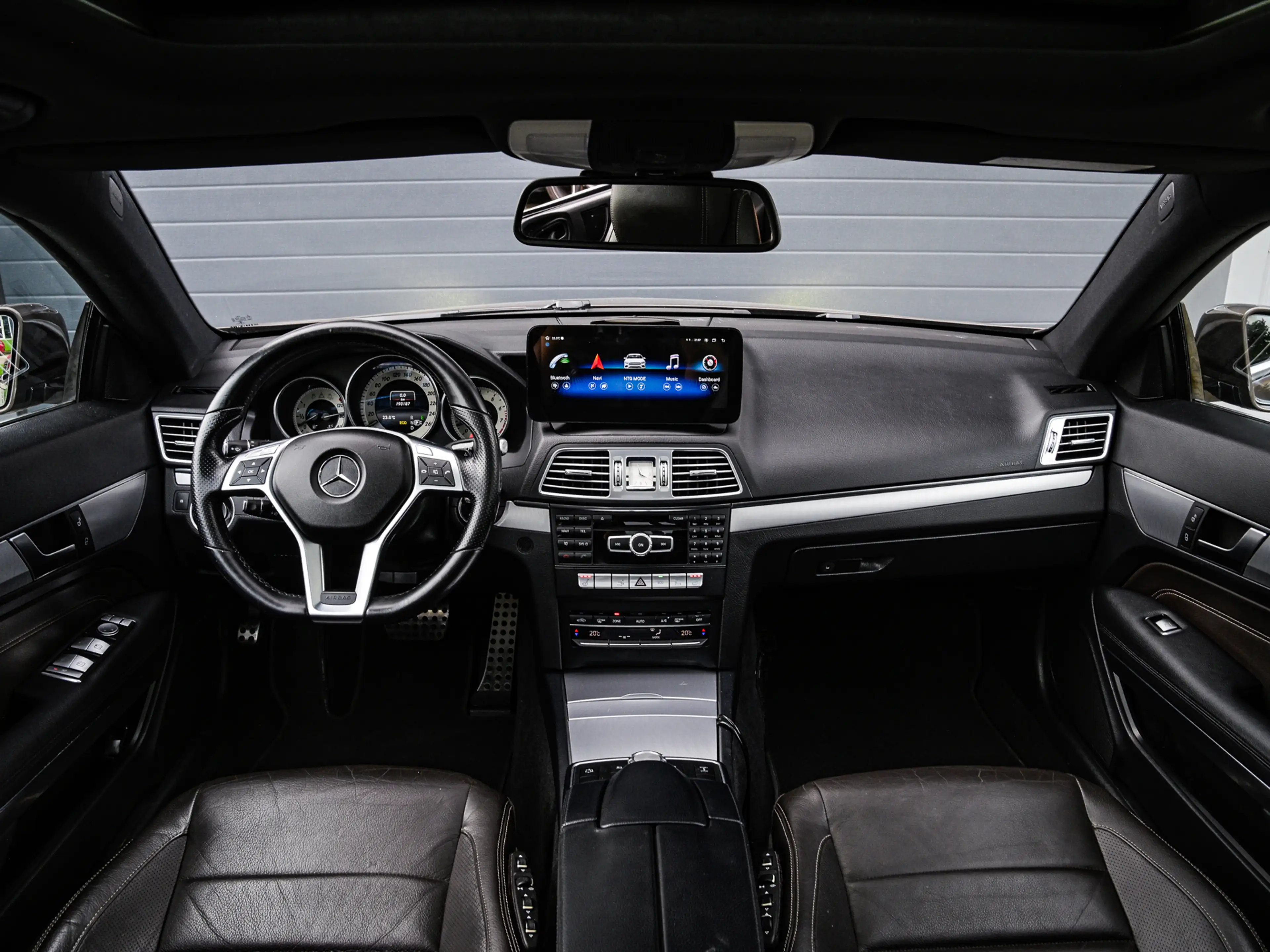 Mercedes-Benz E 200 Coupé CGI | AMG | Panoramadak | Leder | Full LED | — photo 3