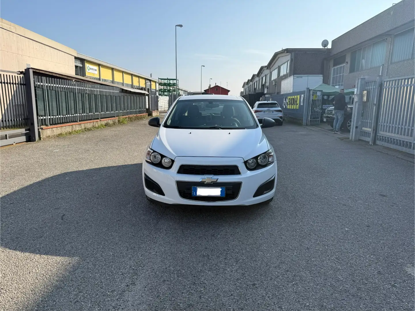 Chevrolet Aveo 5p 1.2 LT Gpl 86cv Bianco - 2