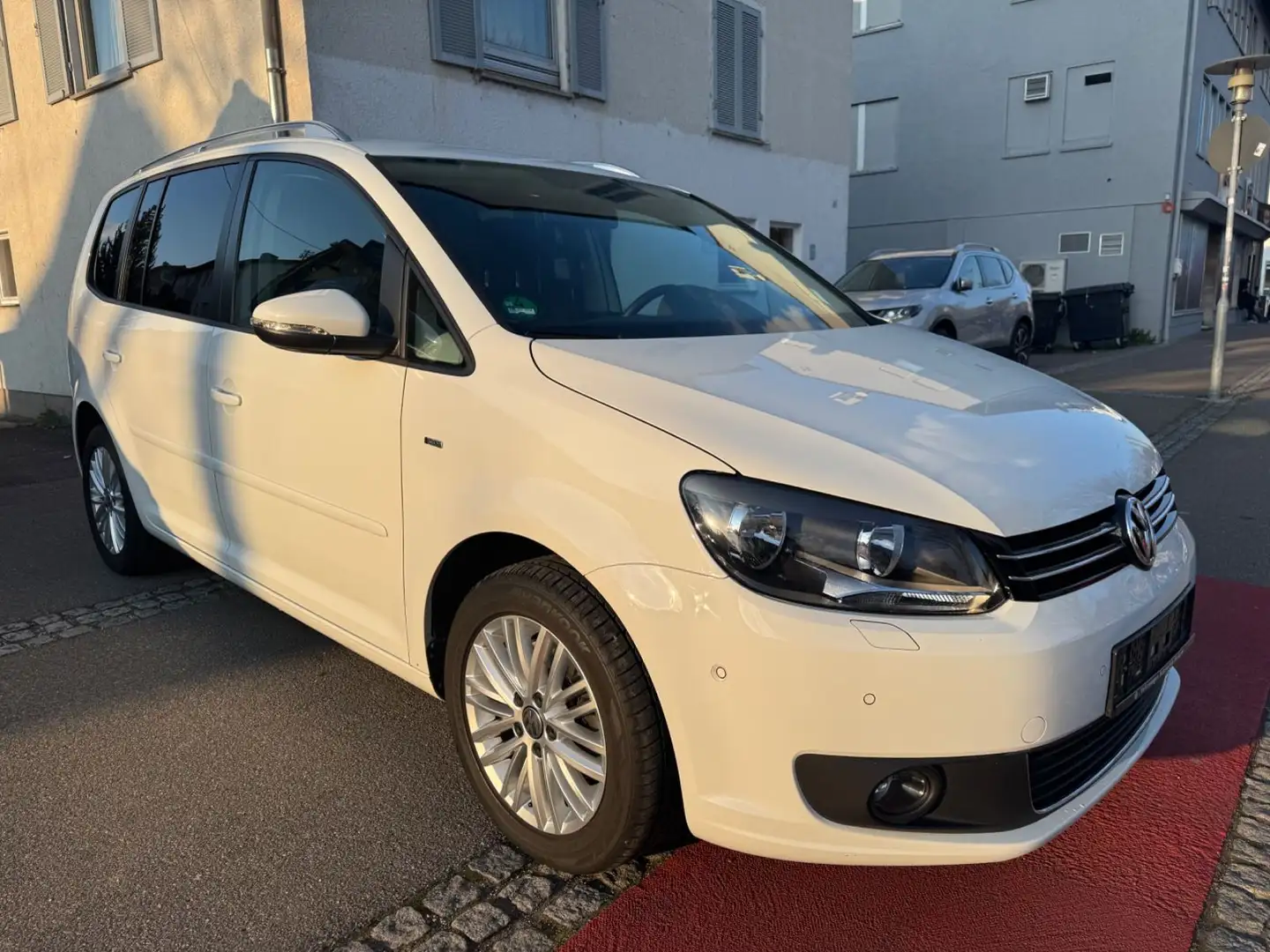 Volkswagen Touran Cup 1.Hand 53Tkm Blanc - 2