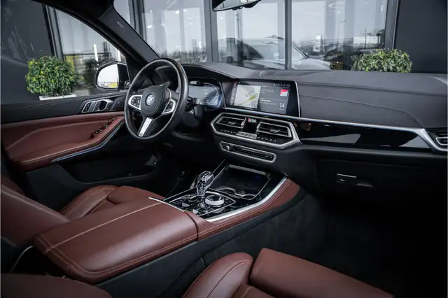 BMW X5 view 29