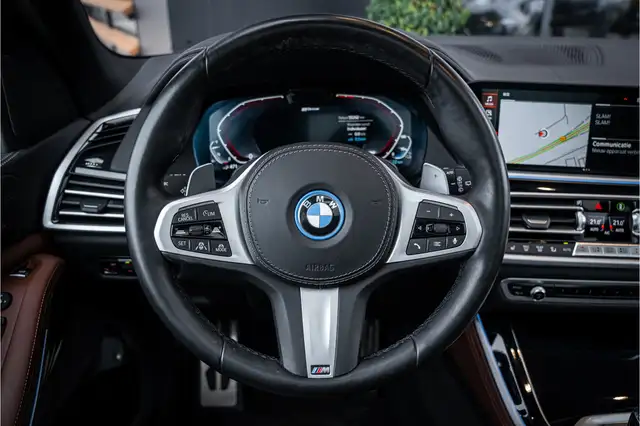 BMW X5 view 11