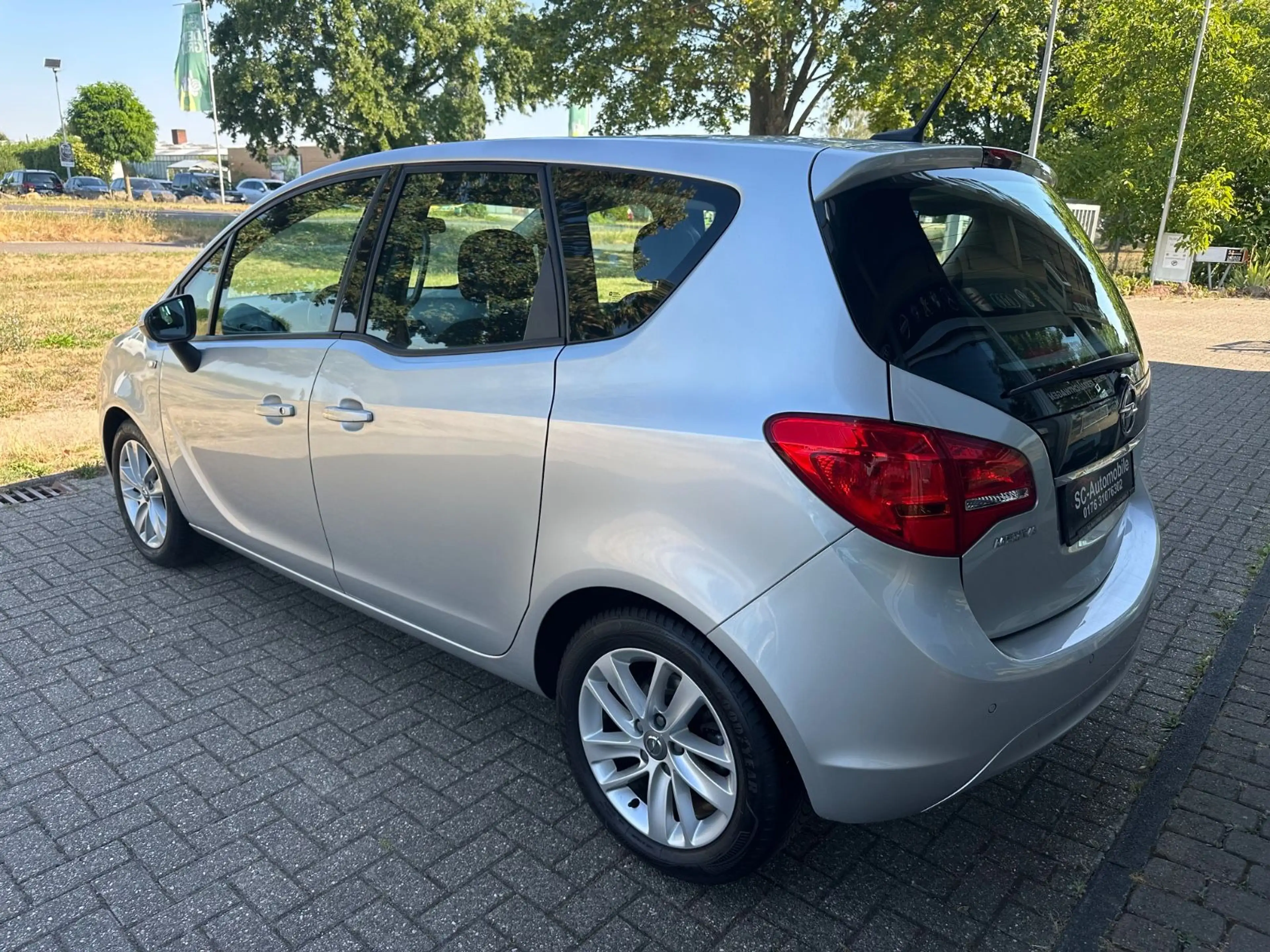 Opel Meriva 1.4*NAVI*TEMPOMAT*PDC*SCHECKHEFT*EURO6 — photo 7