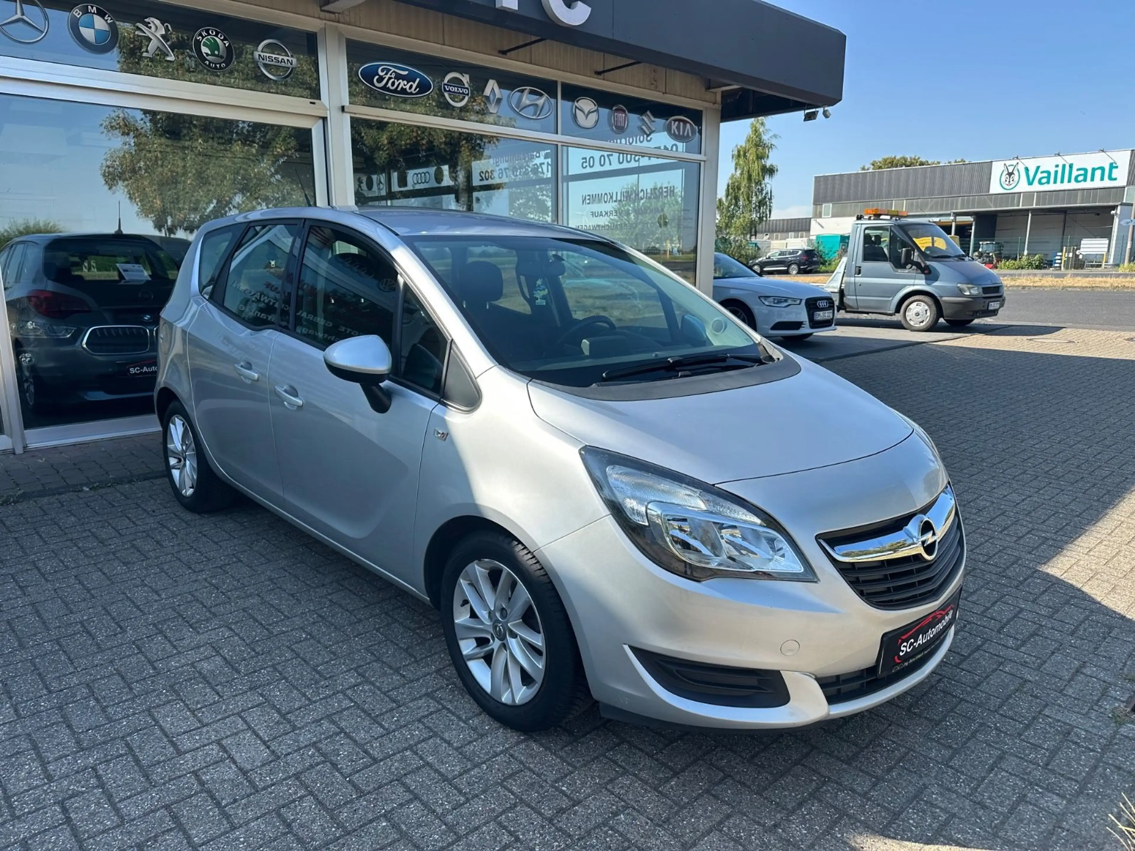 Opel Meriva 1.4*NAVI*TEMPOMAT*PDC*SCHECKHEFT*EURO6 — photo 3