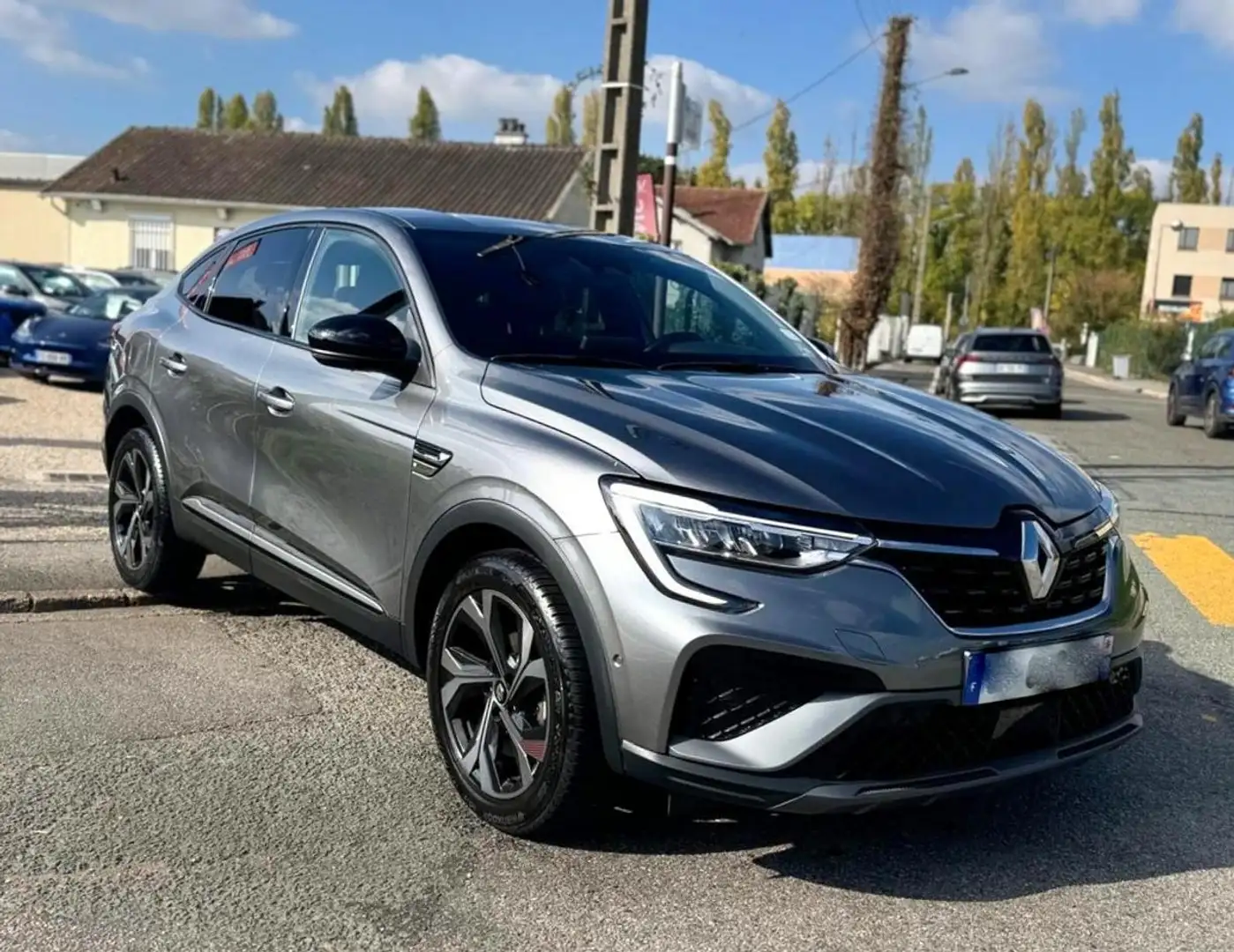 Renault Arkana R.S. Line 1.3 TCe 160CV BVA7 08/2023 16659HT ENTRETIEN COMPLET A JOUR Gris - 1