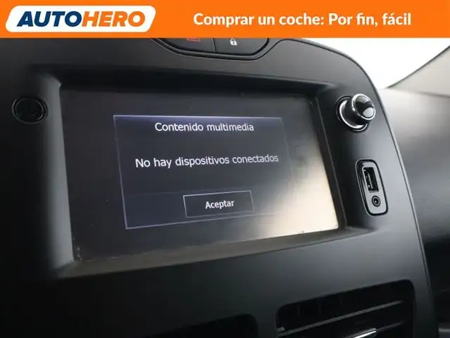 Renault Clio view 22
