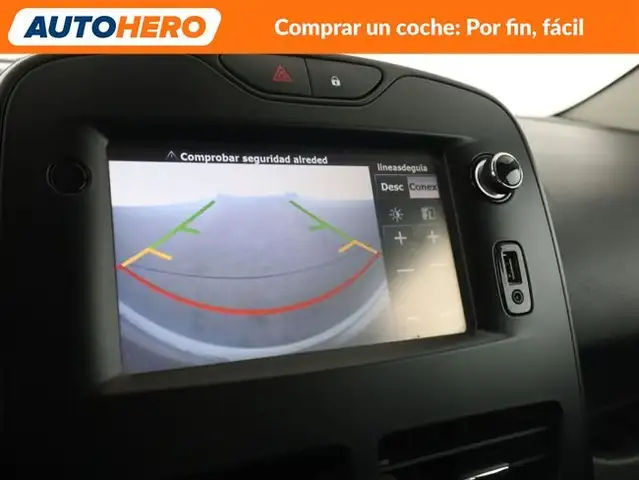 Renault Clio view 20