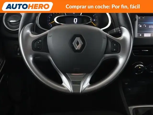 Renault Clio view 23