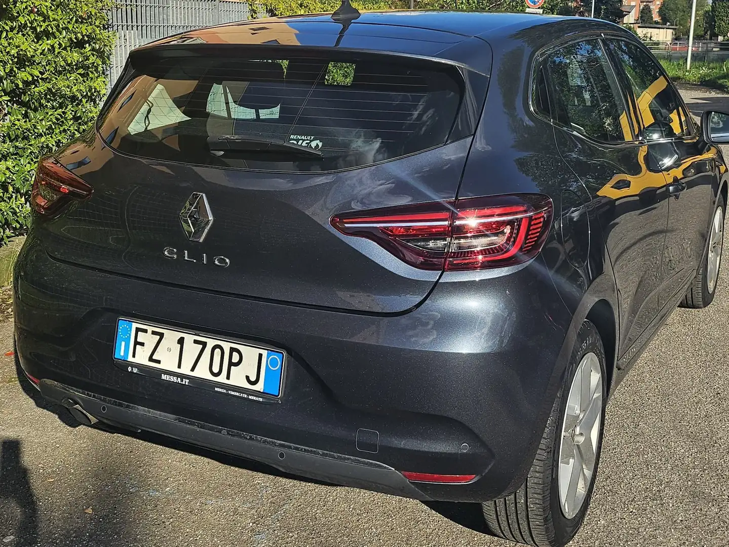 Renault Clio Clio V 2019 1.0 tce Intens 100cv Grigio - 2