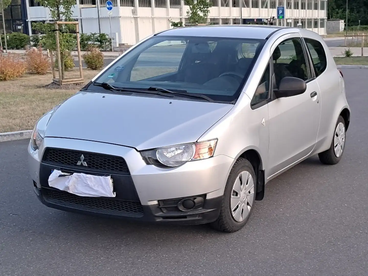 Mitsubishi Colt 1.1 Plateado - 1