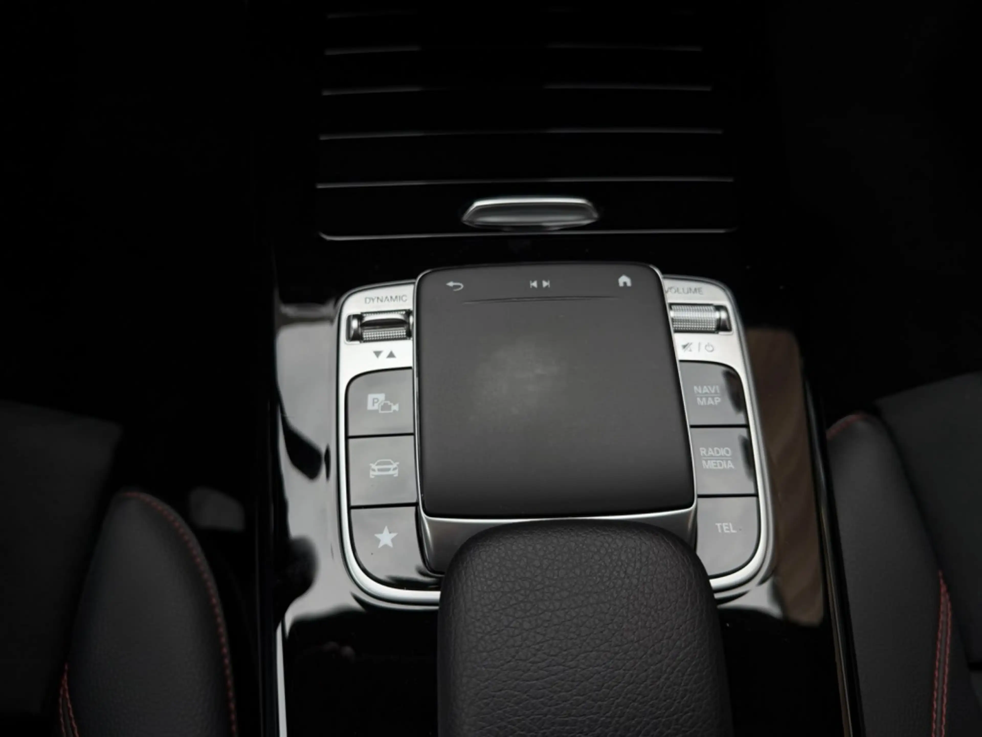 Mercedes-Benz CLA 220 Shooting Brake Business Solution AMG | LED | Wides — photo 29