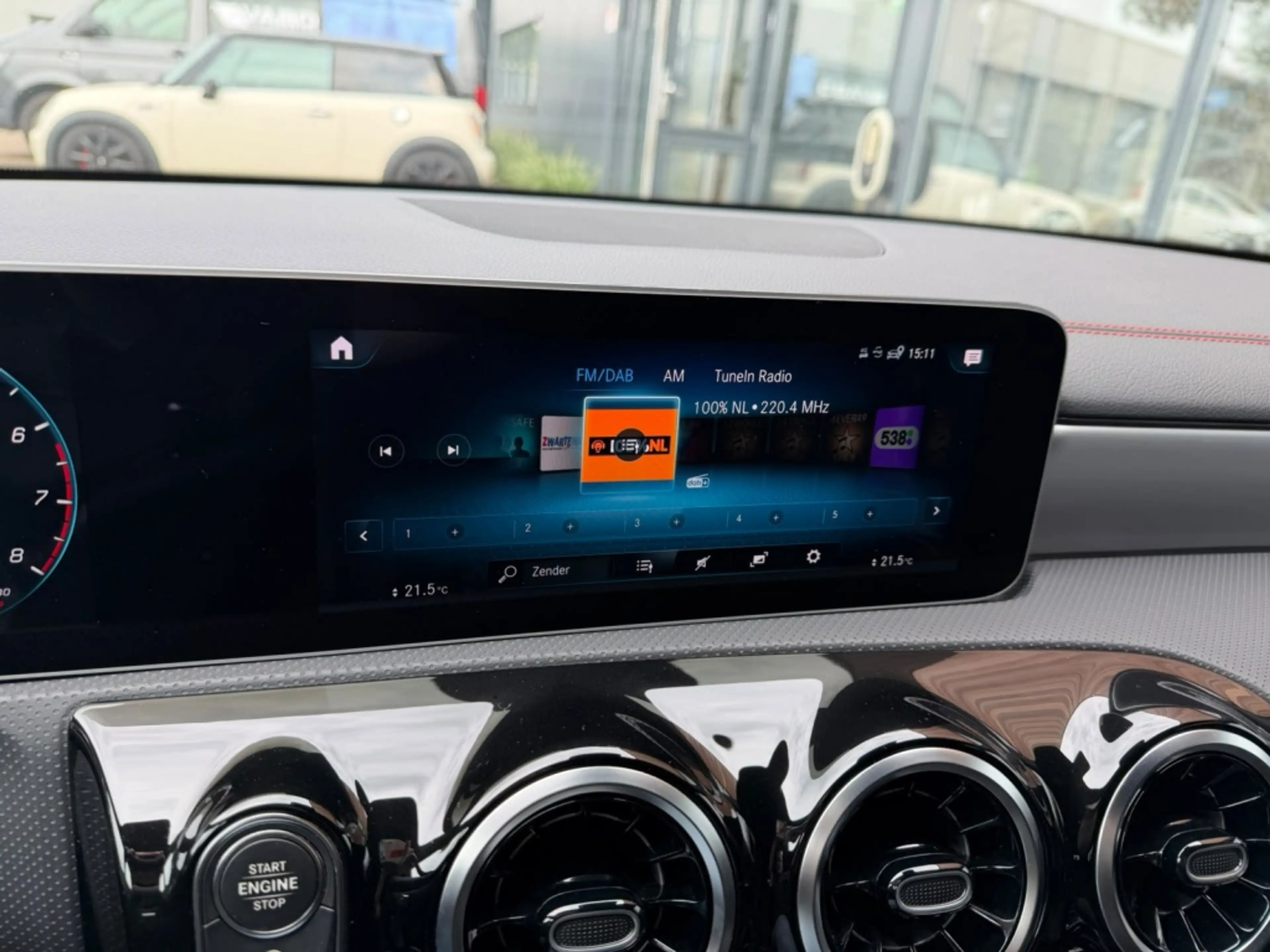 Mercedes-Benz CLA 220 Shooting Brake Business Solution AMG | LED | Wides — photo 32