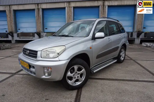 Toyota RAV 4 2.0-16V VVT-i Sol