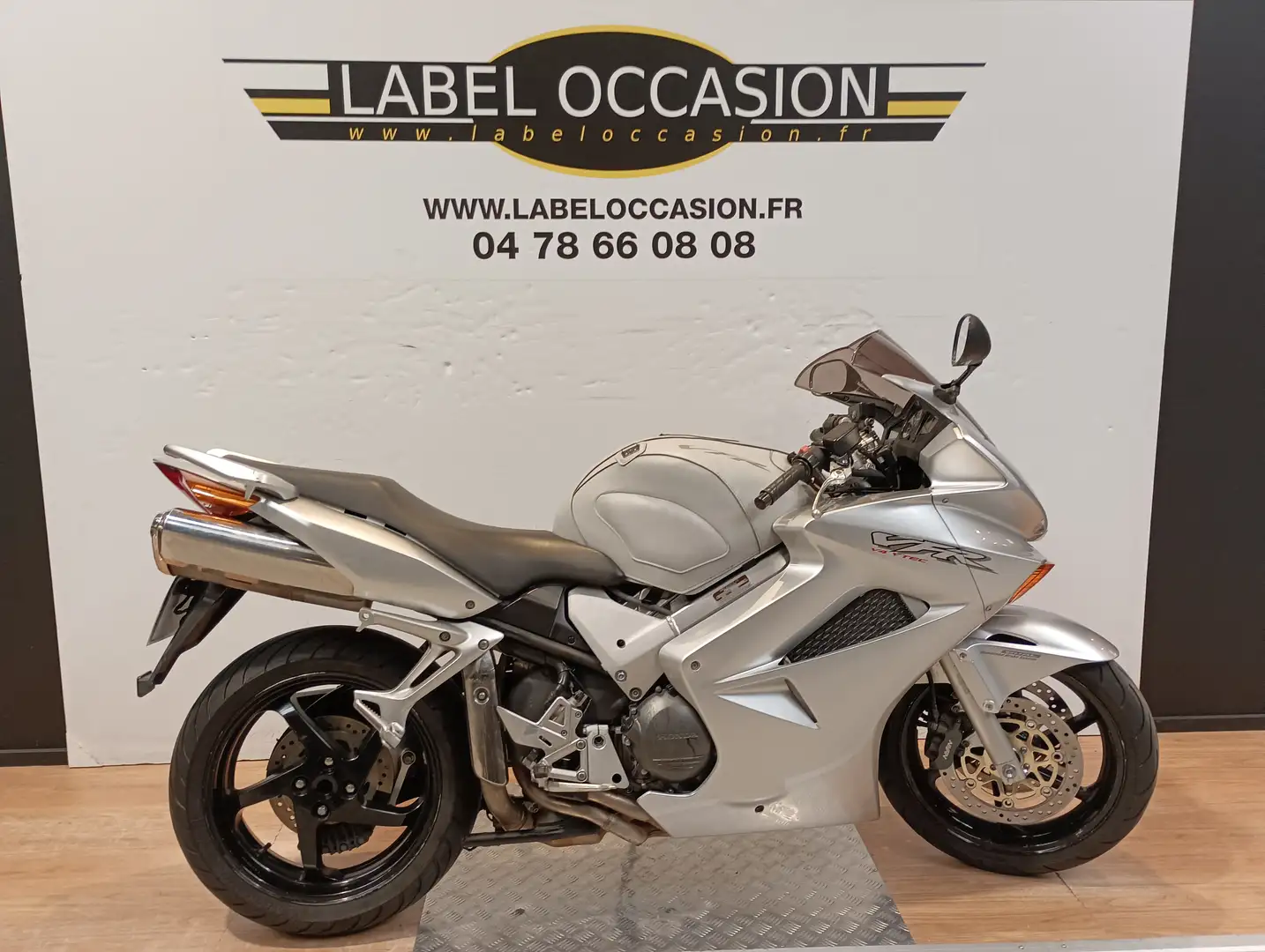 Honda VFR 800 Gris - 1