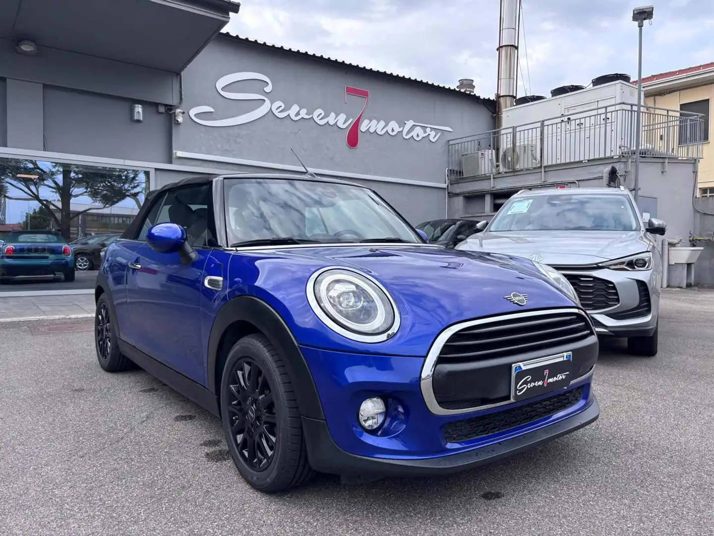 MINI One 1.5 One Cabrio - GUIDABILE DA NEO PATENTATI - Blau - 1