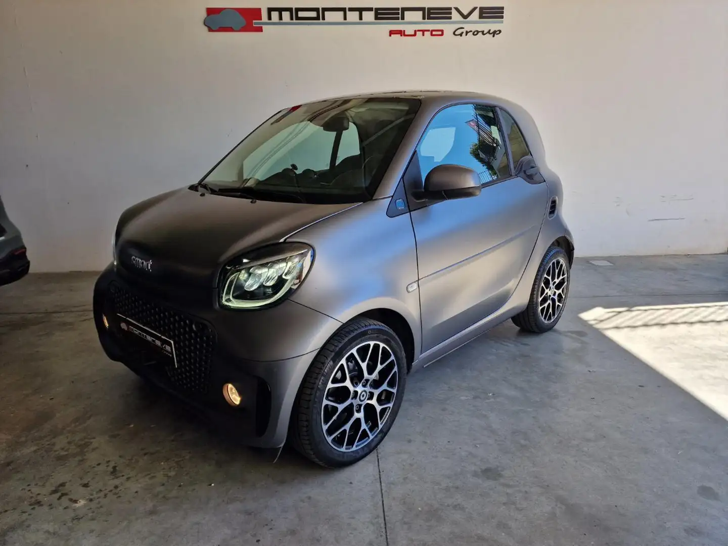 smart forTwo EQ Prime Gris - 1