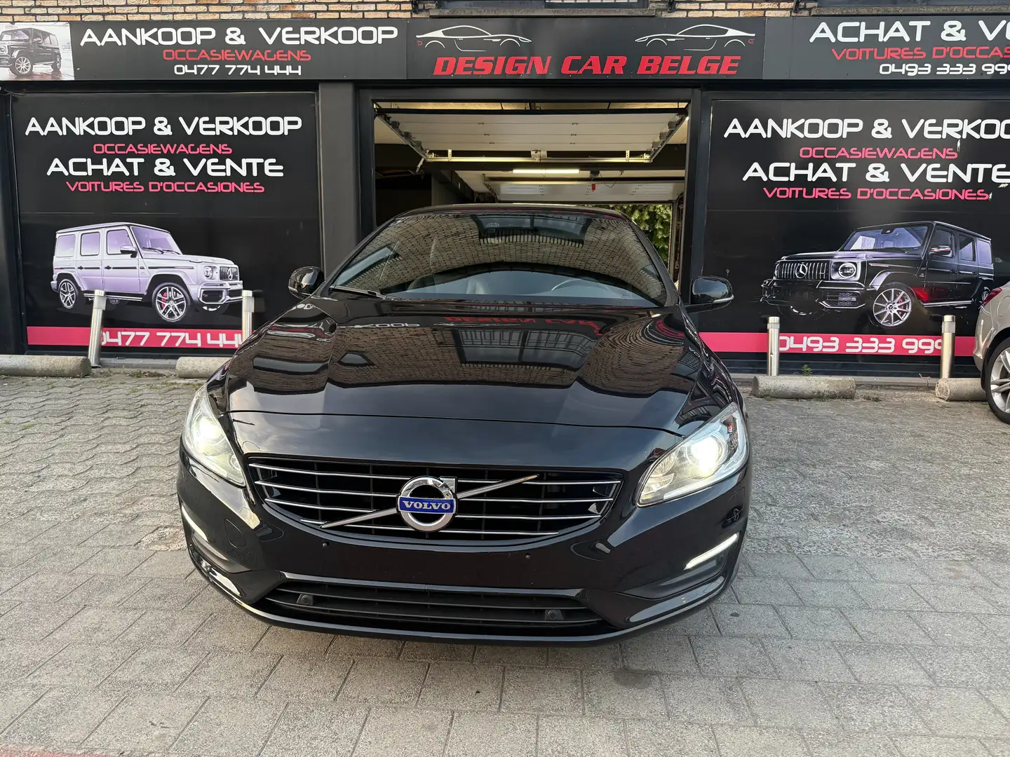 Volvo S60 2.0 D3 Eco Summum Geartronic Xenon Cuir Navigation Zwart - 2