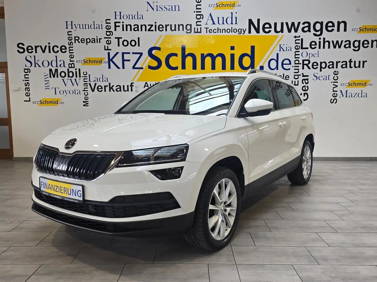 Skoda Karoq 2.0 TDI Style 4x4 **AHK**TOP FAHRZEUG!!!! Blanc - 1