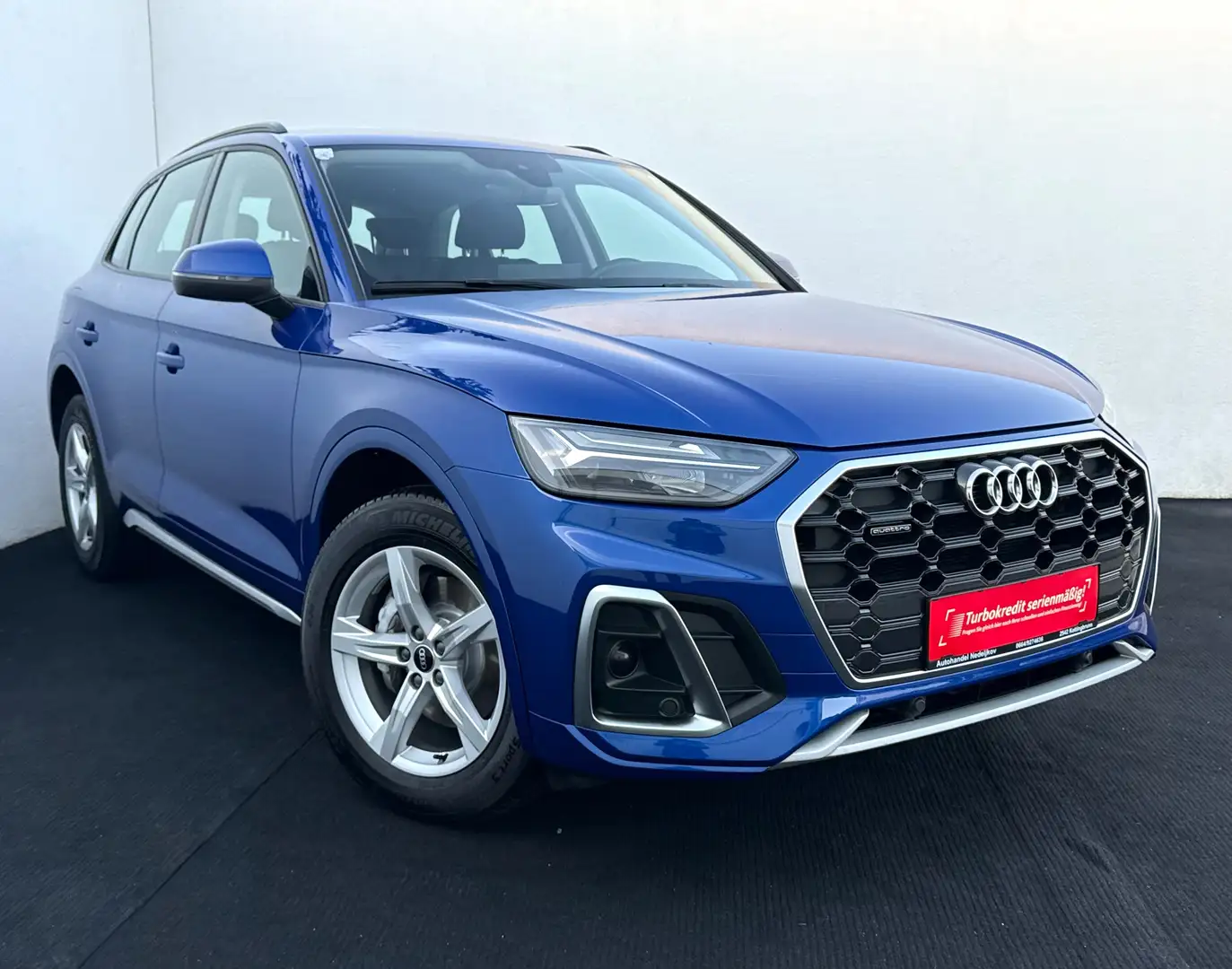 Audi Q5 40 TDI Quattro S line Aut. Blau - 1