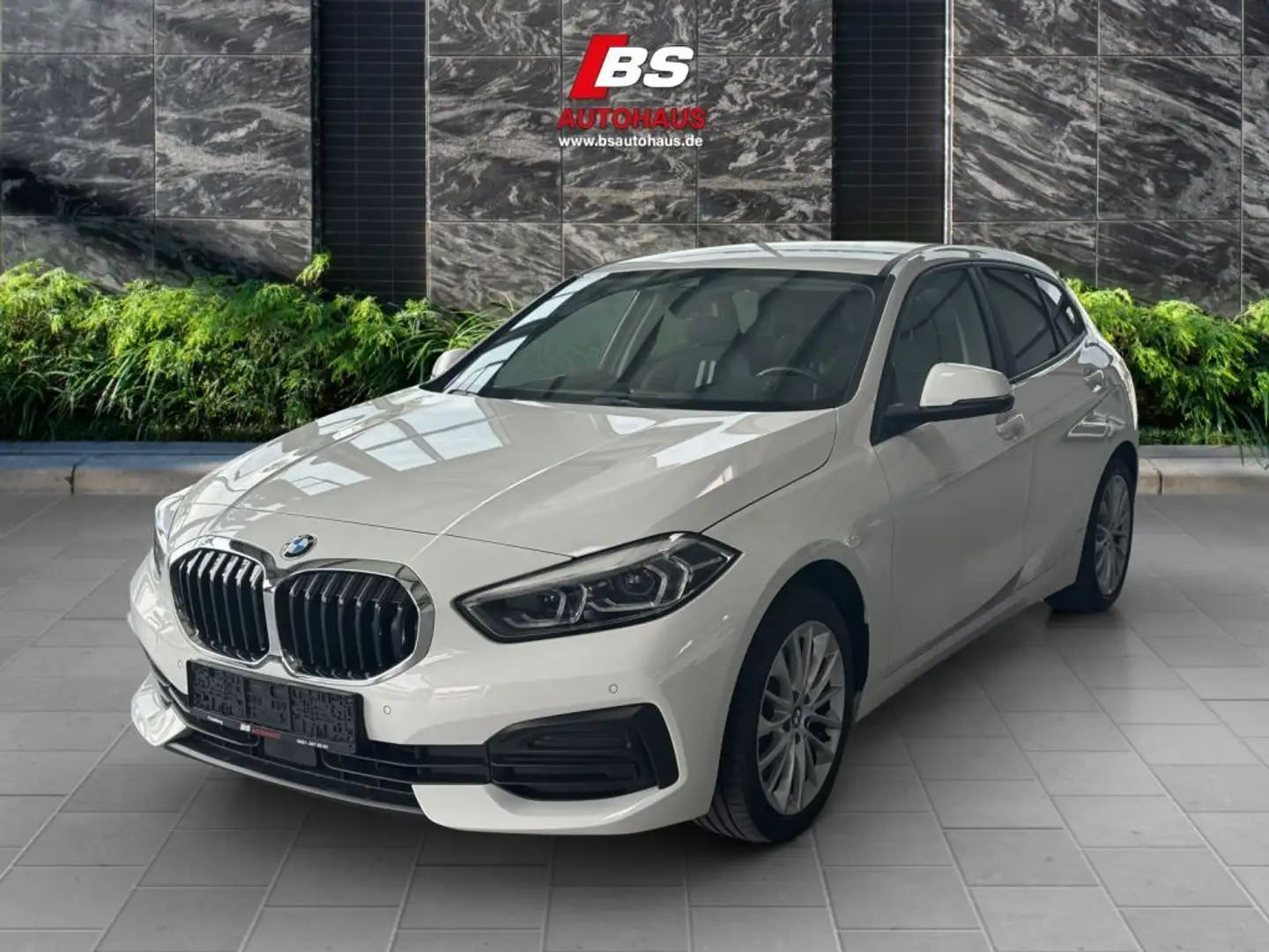 BMW 120 d xDrive Aut. Business Paket Harman Kardon - 1