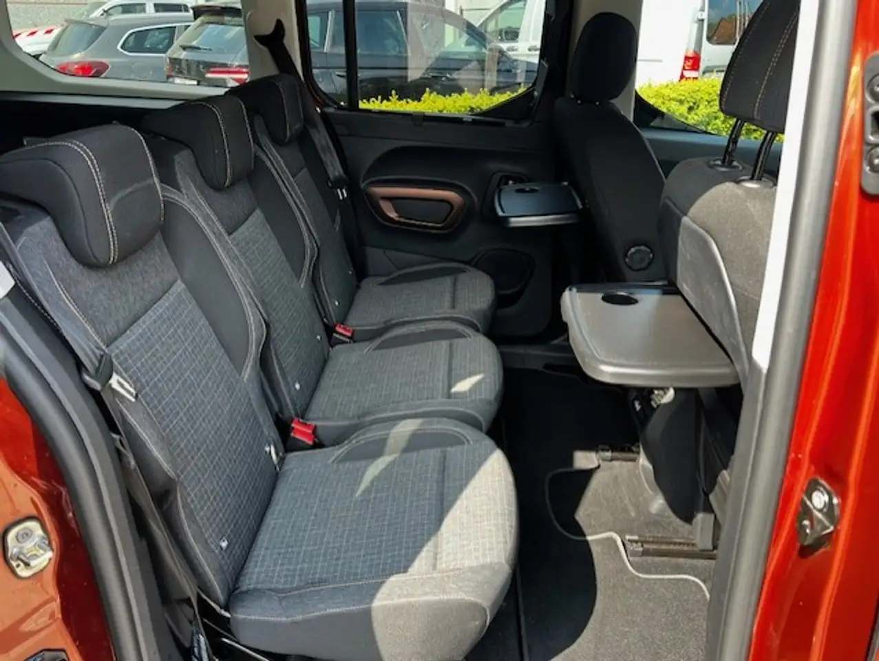 Peugeot Rifter 1.2 PureTech Long GT Automaat 7pl Camera 2022 11
