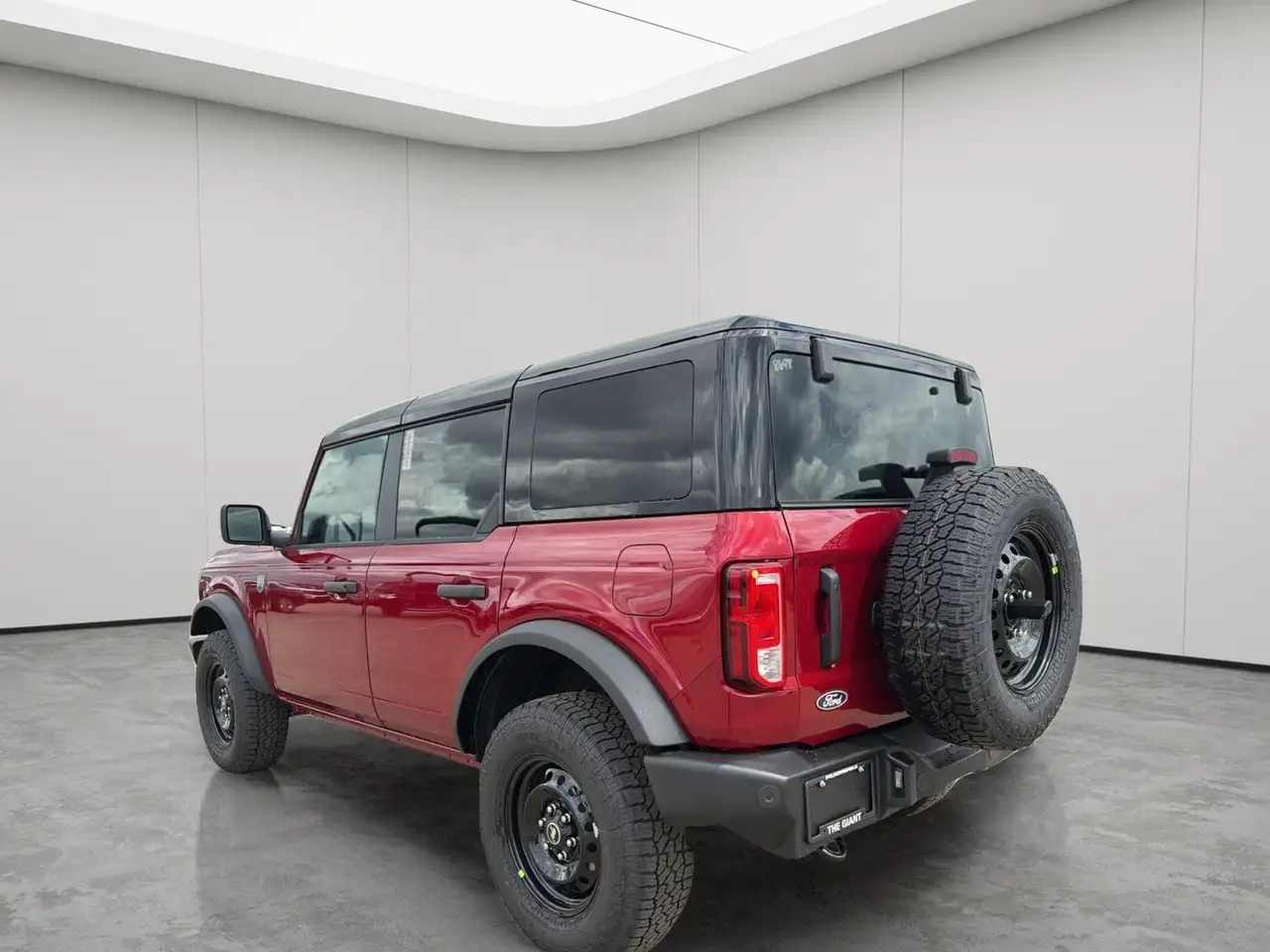 Ford Bronco снимка Ford Bronco