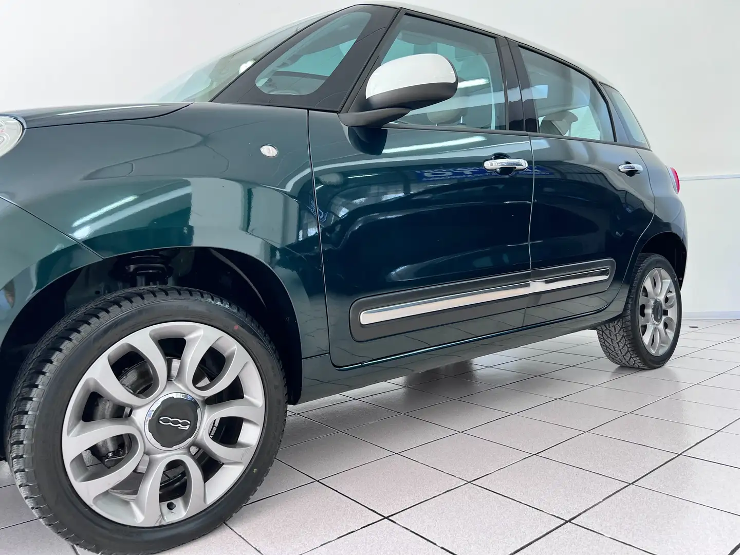 Fiat 500L 500L 2012 0.9 t.air t. natural power Lounge 80cv Verde - 2