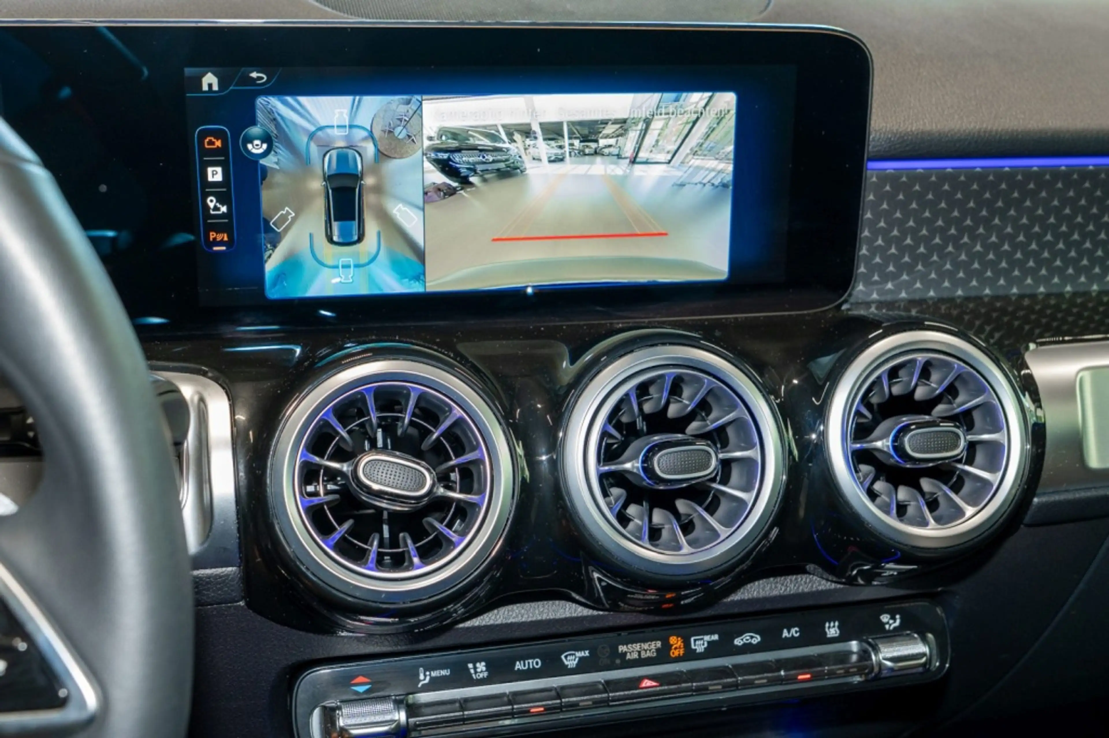 Mercedes-Benz EQB 300 4M *Progressive Pano LED Kam 360° Winter — photo 13