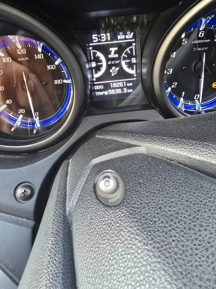 Yamaha Tmax 560