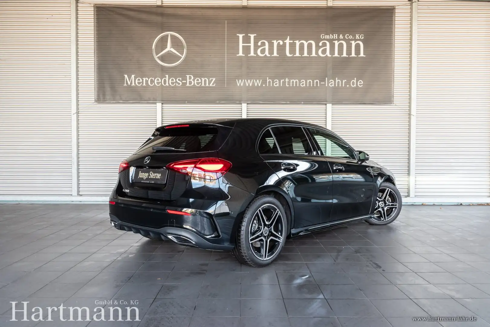 Mercedes-Benz A 200 A 200 AMG Night Fahrassistenz KeylGo LED Kamera Schwarz - 2