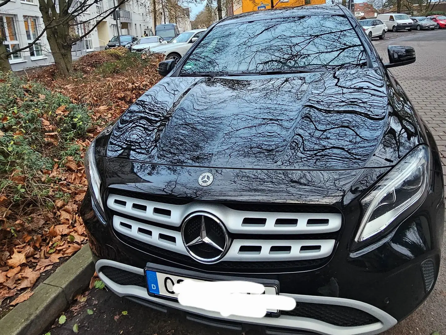 Mercedes-Benz GLA 180 GLA 180 d Schwarz - 1