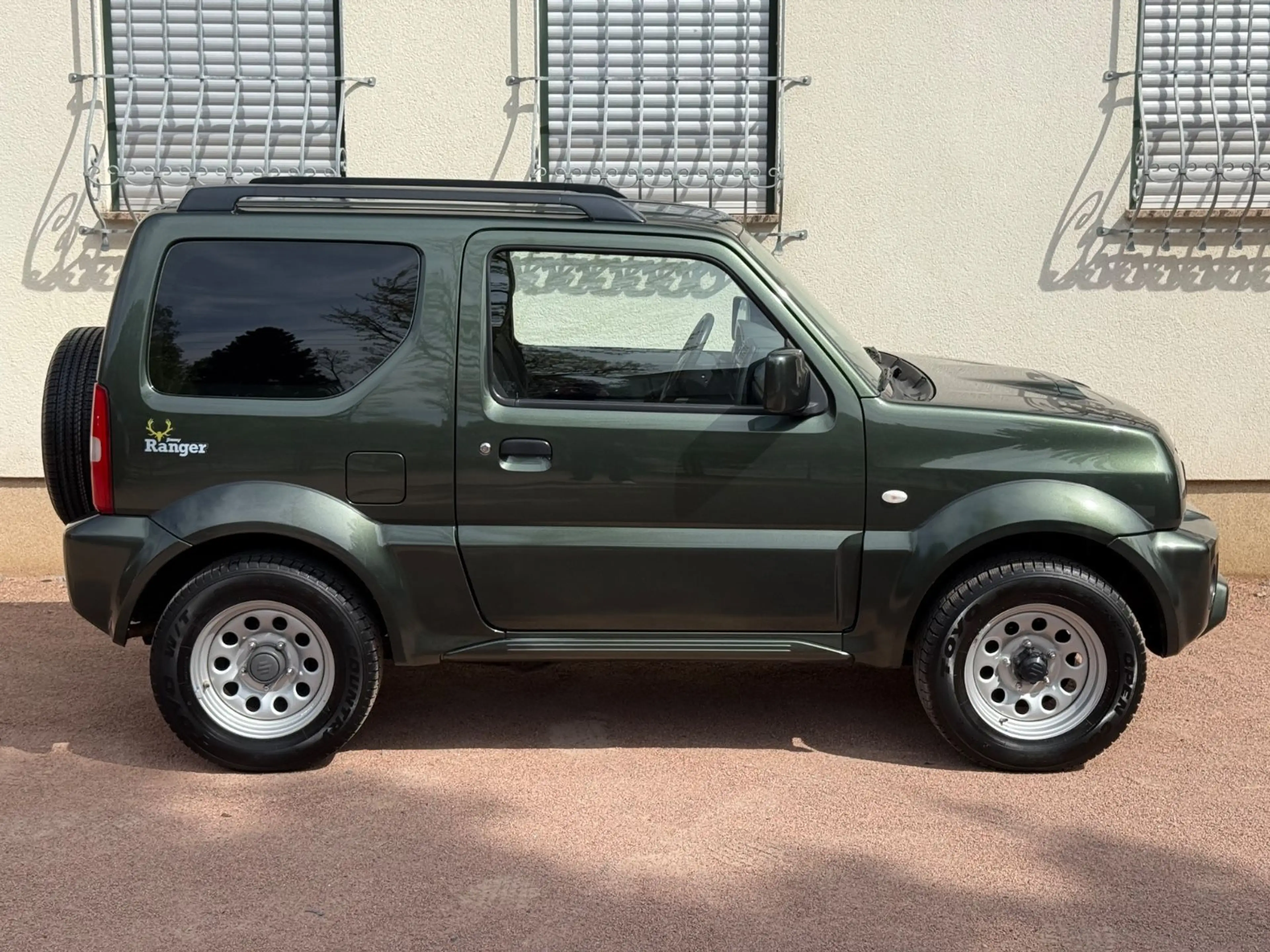 Suzuki Jimny KLIMA AUTOMATIK SHZ 2.Hand gepflegt AHK — photo 4