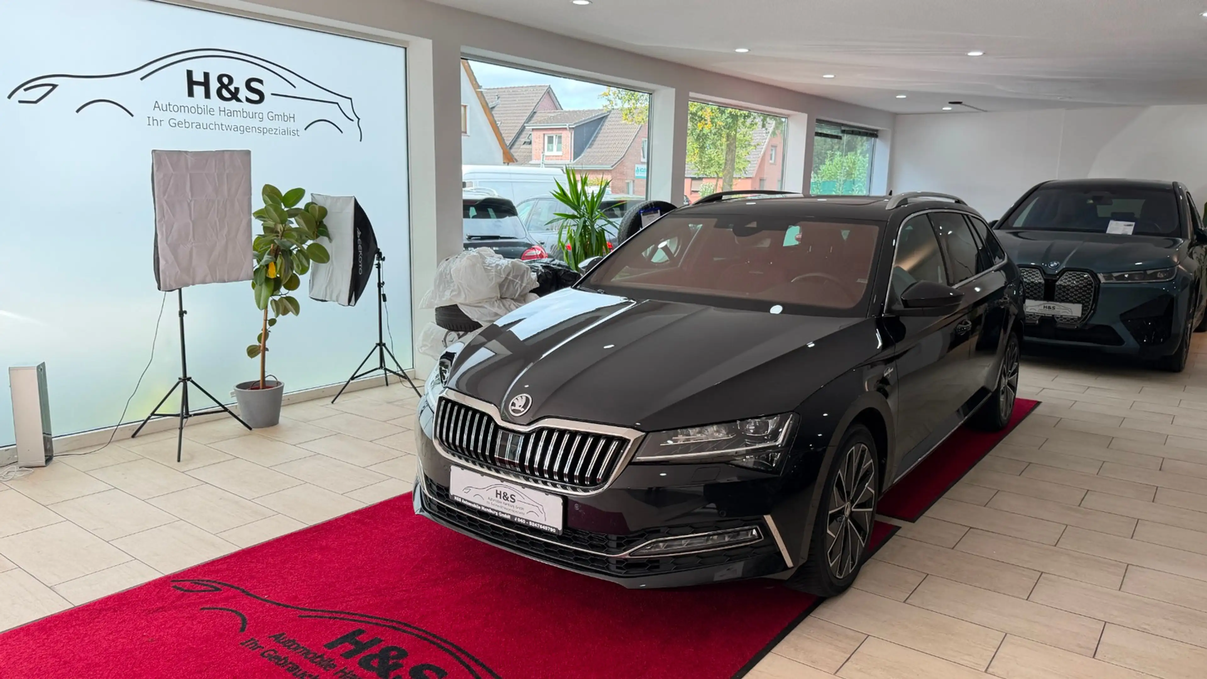 Skoda Superb Combi L&K 4x4 — photo 3