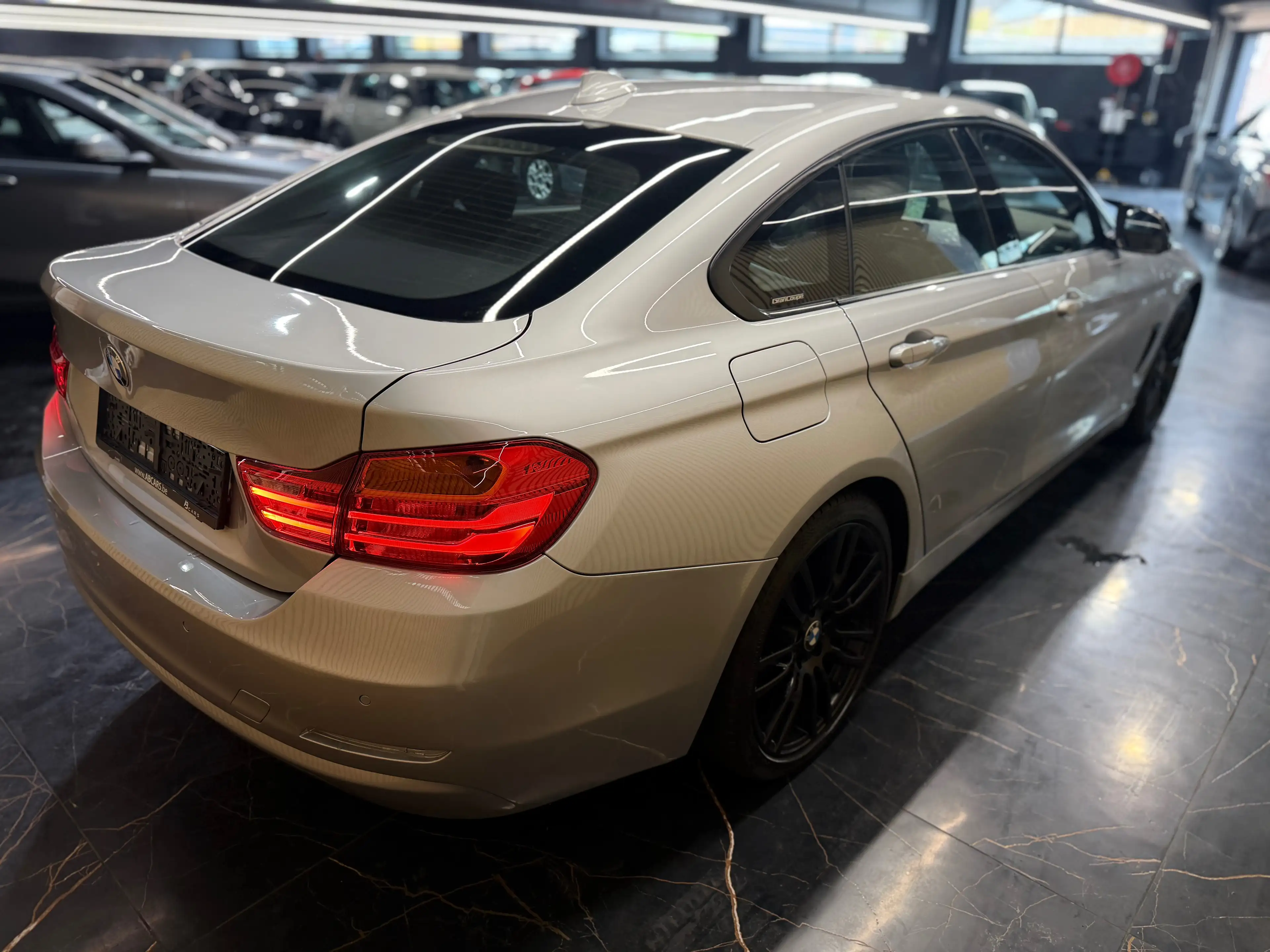 BMW 418 D * Gran Coupé * GARANTIE 12 MOIS * 1ER PROP * JANTE M PACK LOOK * — photo 6