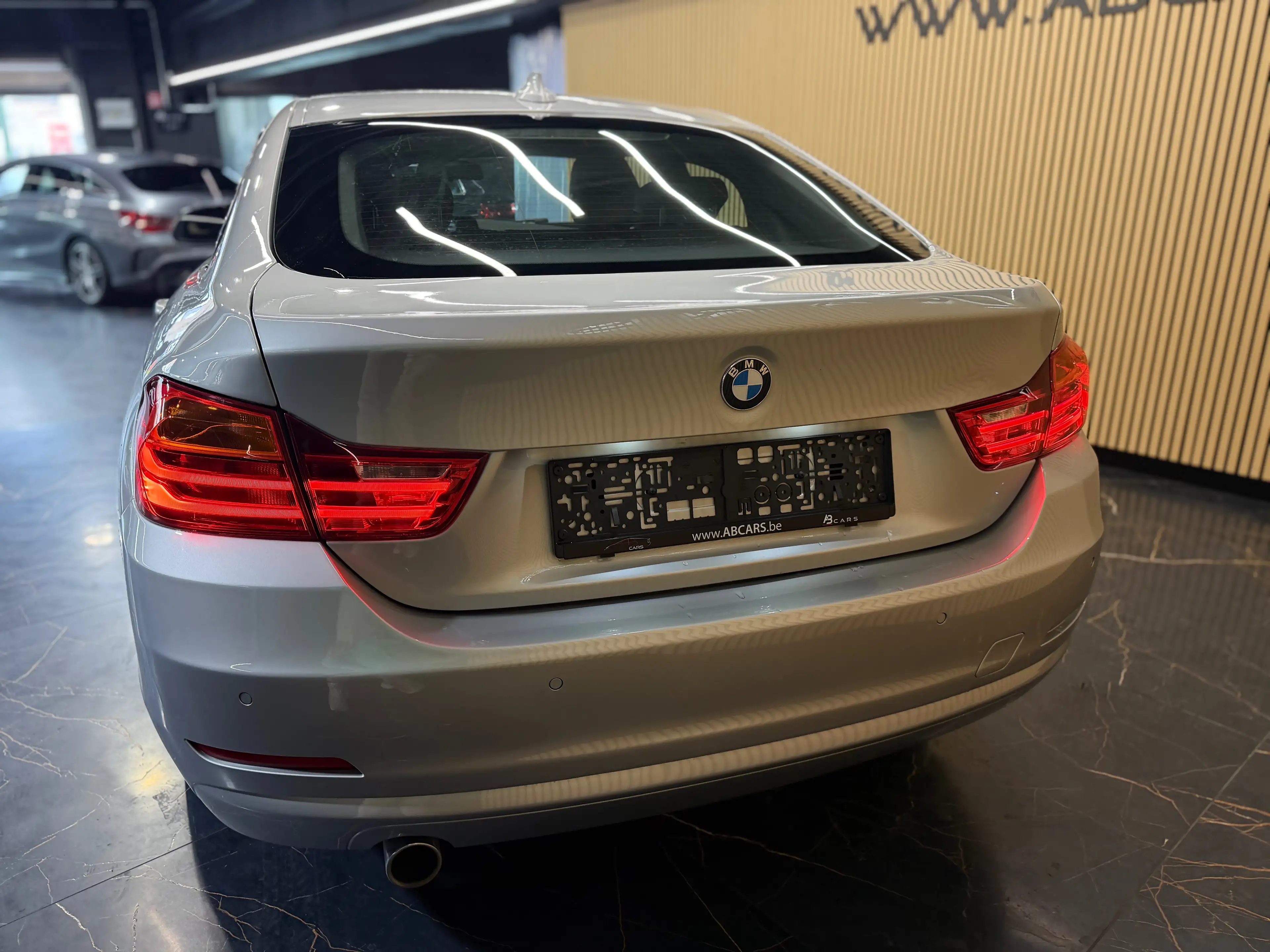 BMW 418 D * Gran Coupé * GARANTIE 12 MOIS * 1ER PROP * JANTE M PACK LOOK * — photo 7