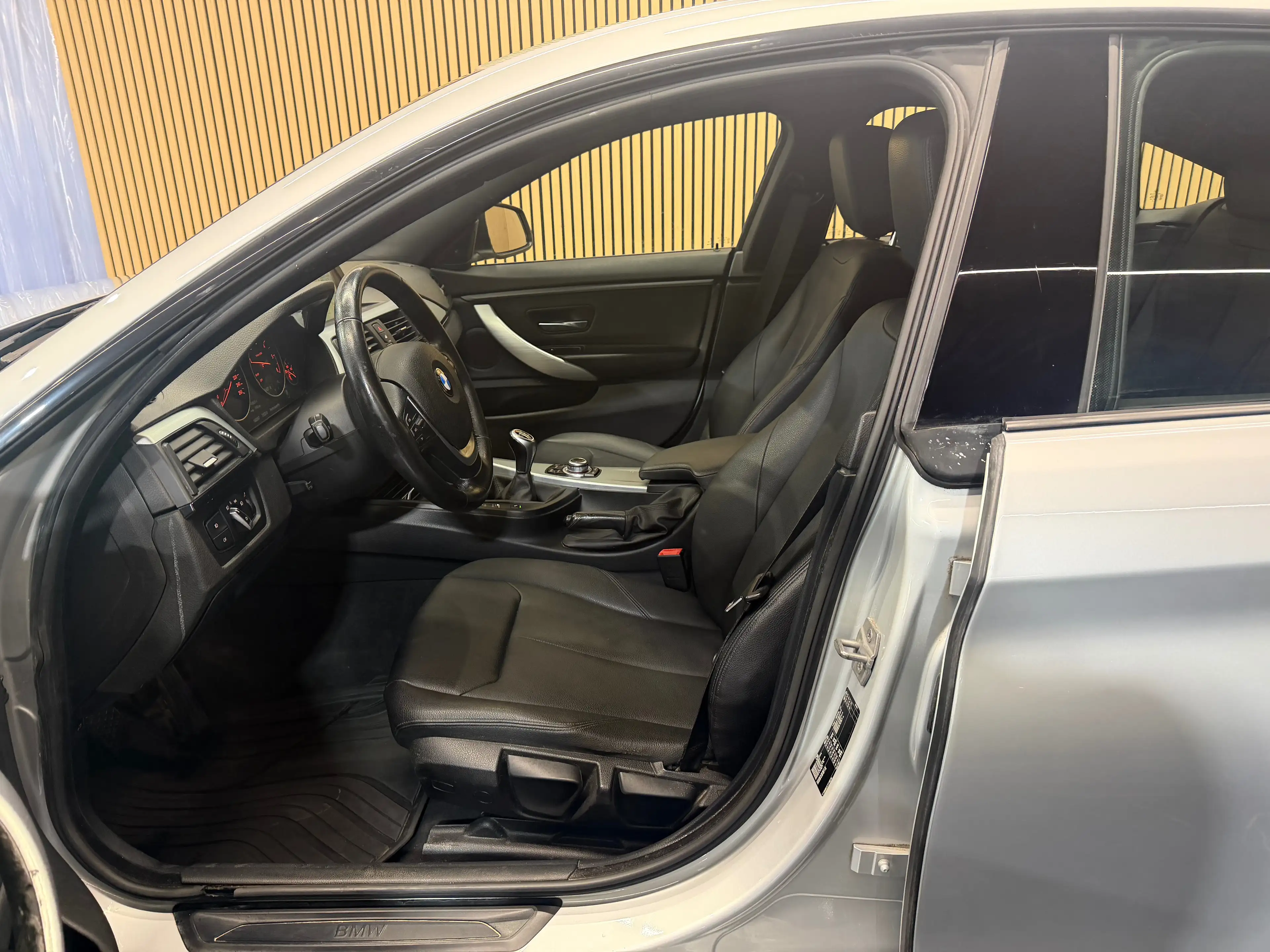 BMW 418 D * Gran Coupé * GARANTIE 12 MOIS * 1ER PROP * JANTE M PACK LOOK * — photo 13