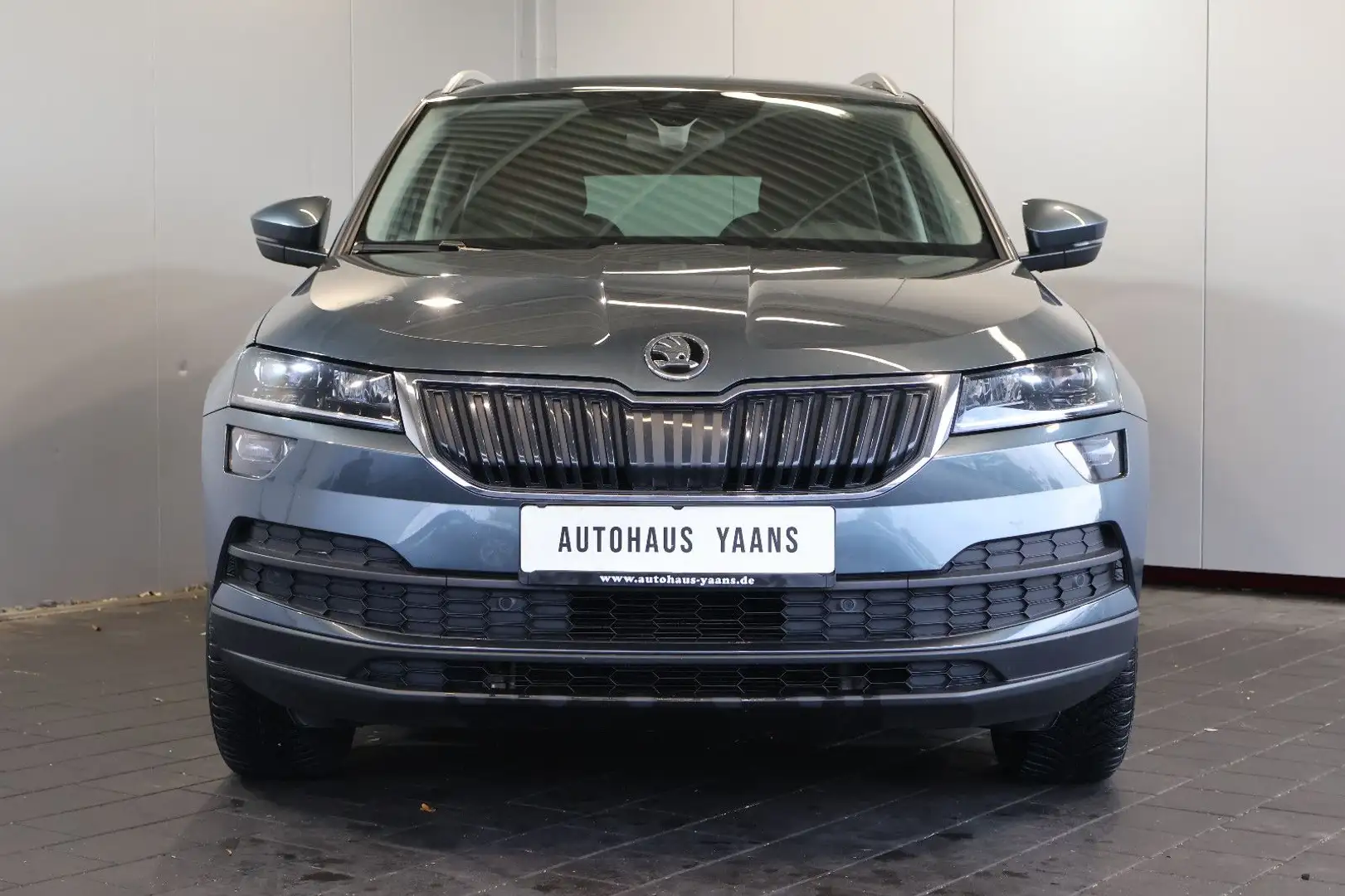 Skoda Karoq 2.0 TDI Clever AID+ACC+SIDE+KEY+LED+17" Grau - 2