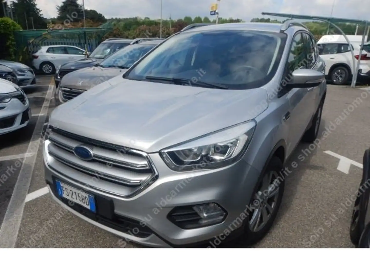 Ford Kuga 1.5 TDCi 120cv *FULL OPT.* TUTTA pari al NUOVO Argent - 2