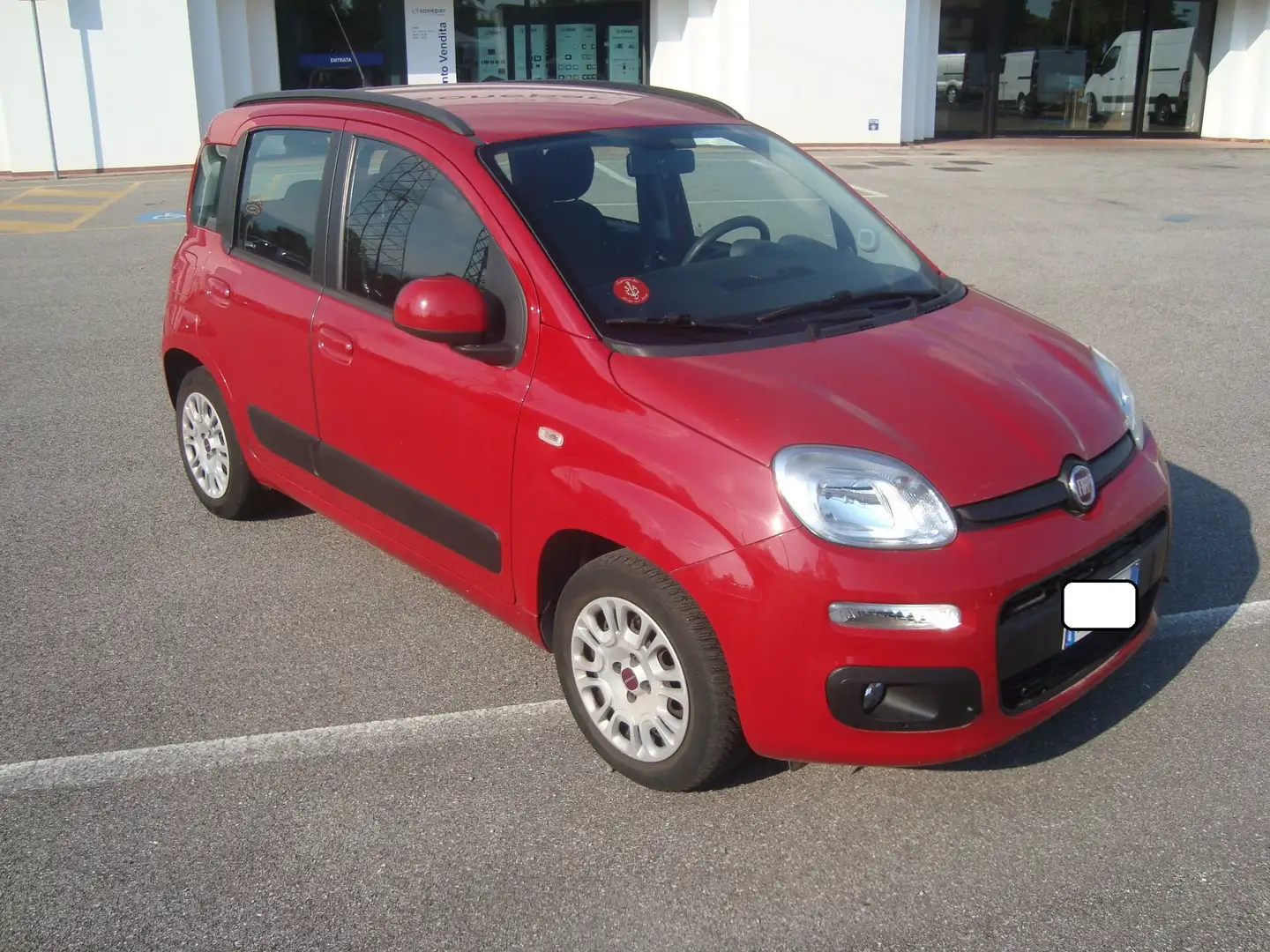 Fiat Panda Panda 1.2 Lounge 69cv Rosso - 1