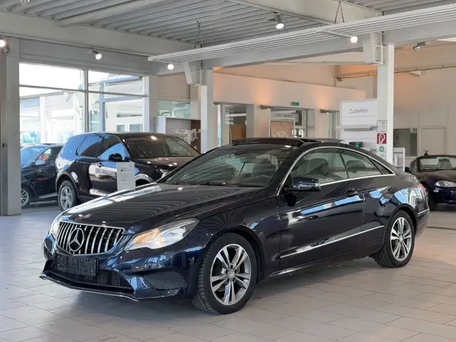 Mercedes-Benz E 200 E Coupe E200*2X KLIMA*NAVI*LED*S-DACH*PANO