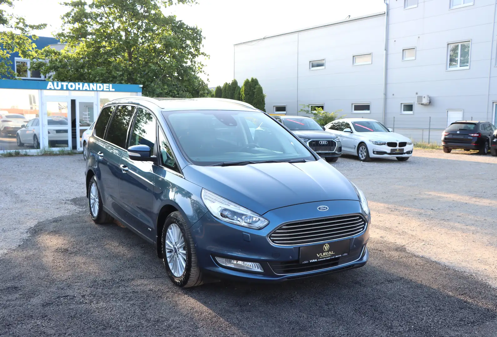 Ford Galaxy 2.0 TDCi EcoBlue Titanium AWD| 7 SITZE | ACC | LED Blau - 2