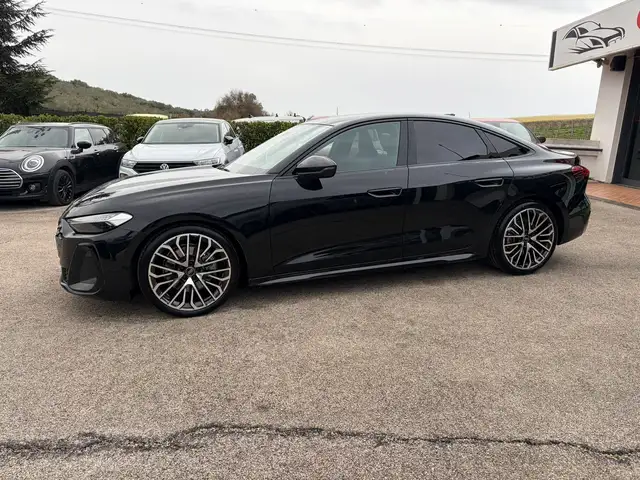 Audi A5 view 5