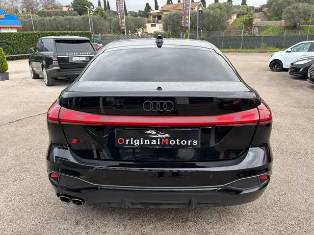 Audi A5 view 3